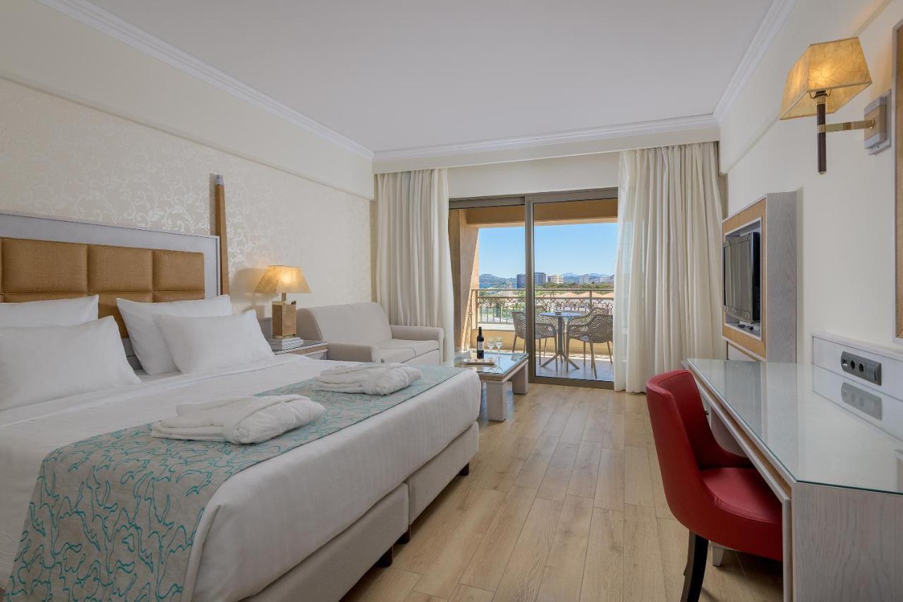 Suite Familiale avec Vue sur la Mer